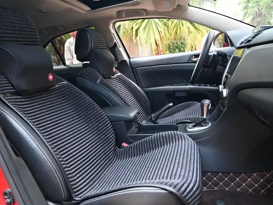 2011 Kizashi 2.4L 2WD Sport Navigation Edition — миниатюра 13