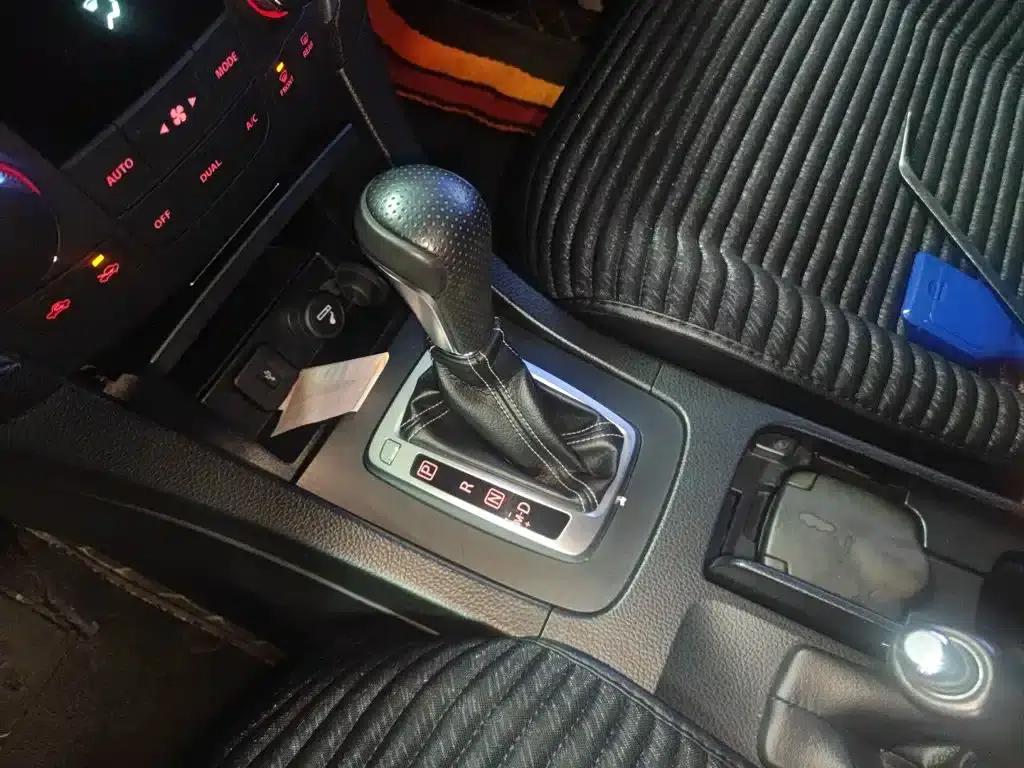 2011 Kizashi 2.4L 2WD Sport Navigation Edition — миниатюра 7
