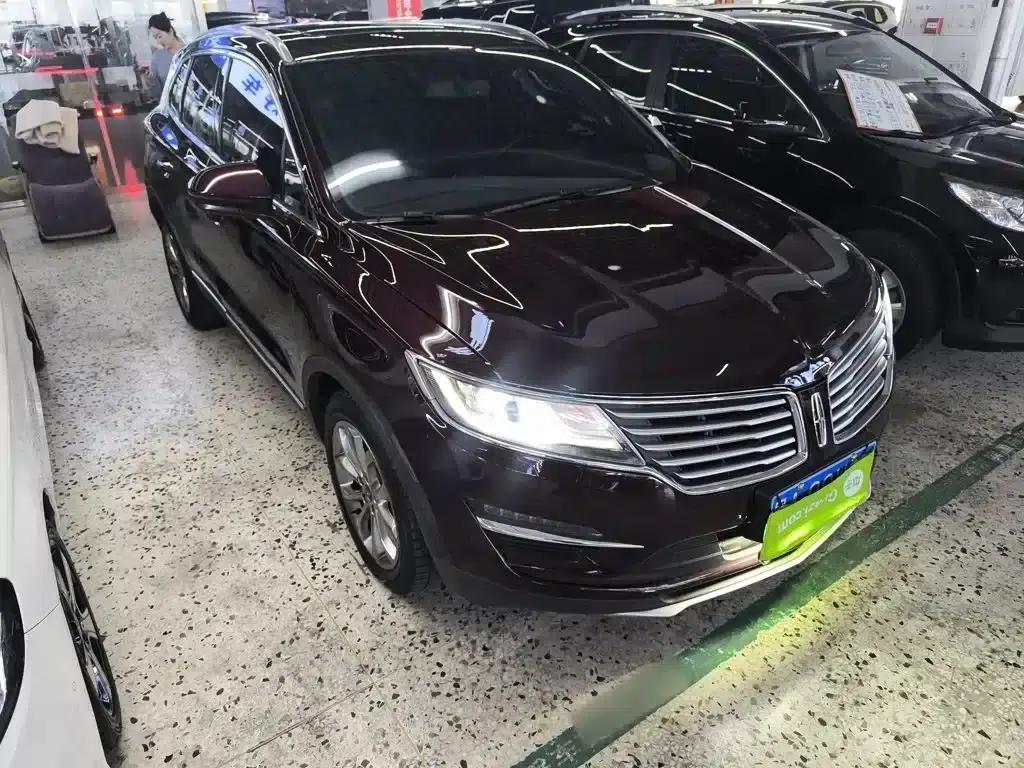Lincoln MKC 2017 2.0T AWD Premium Edition — миниатюра 4