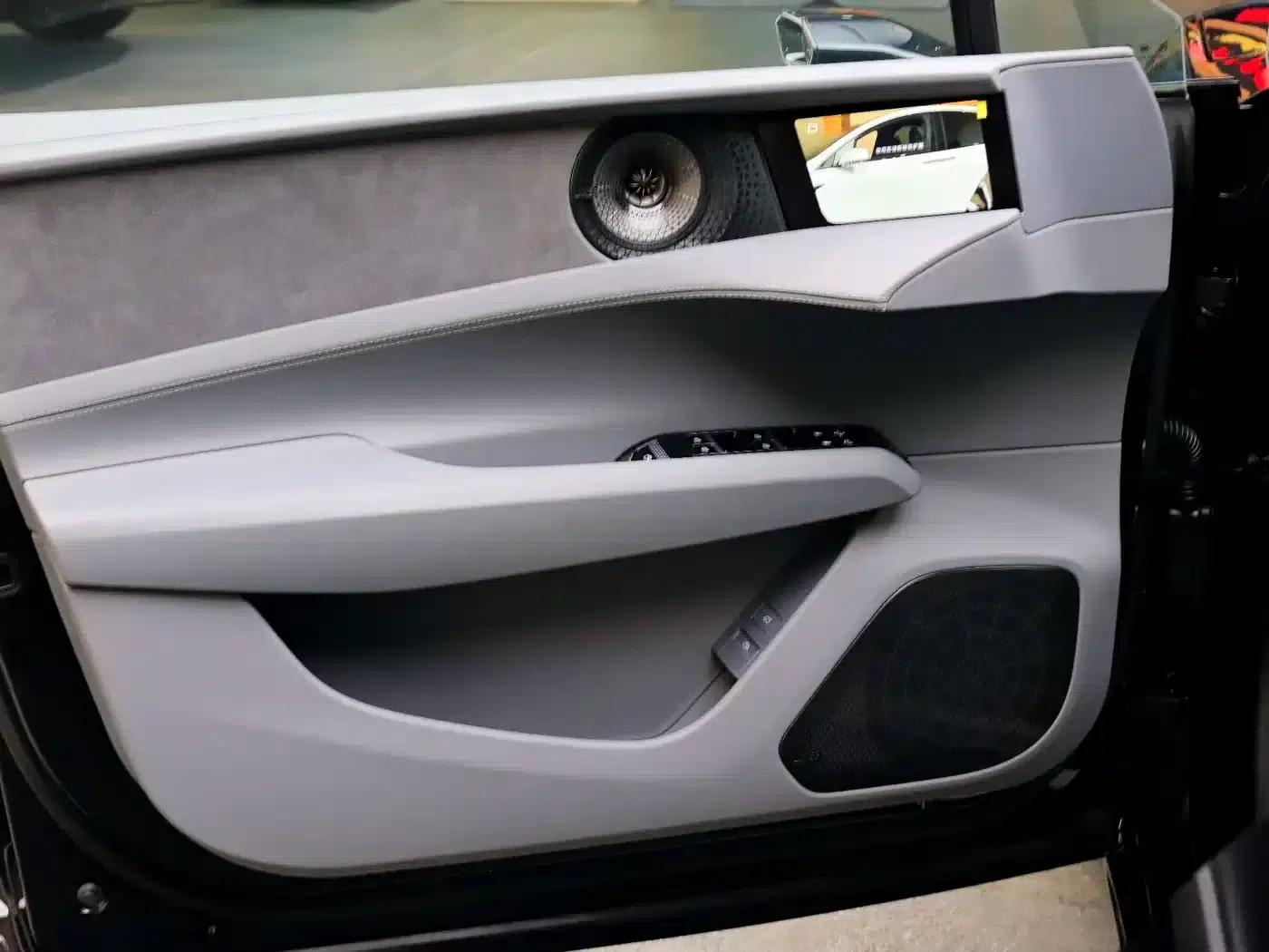EMEYA 2025 600 Luxury Edition — миниатюра 12