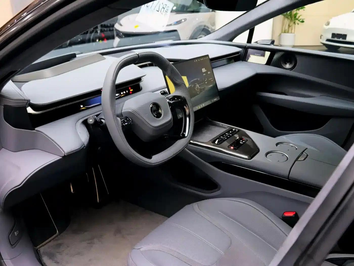 EMEYA 2025 600 Luxury Edition — миниатюра 4