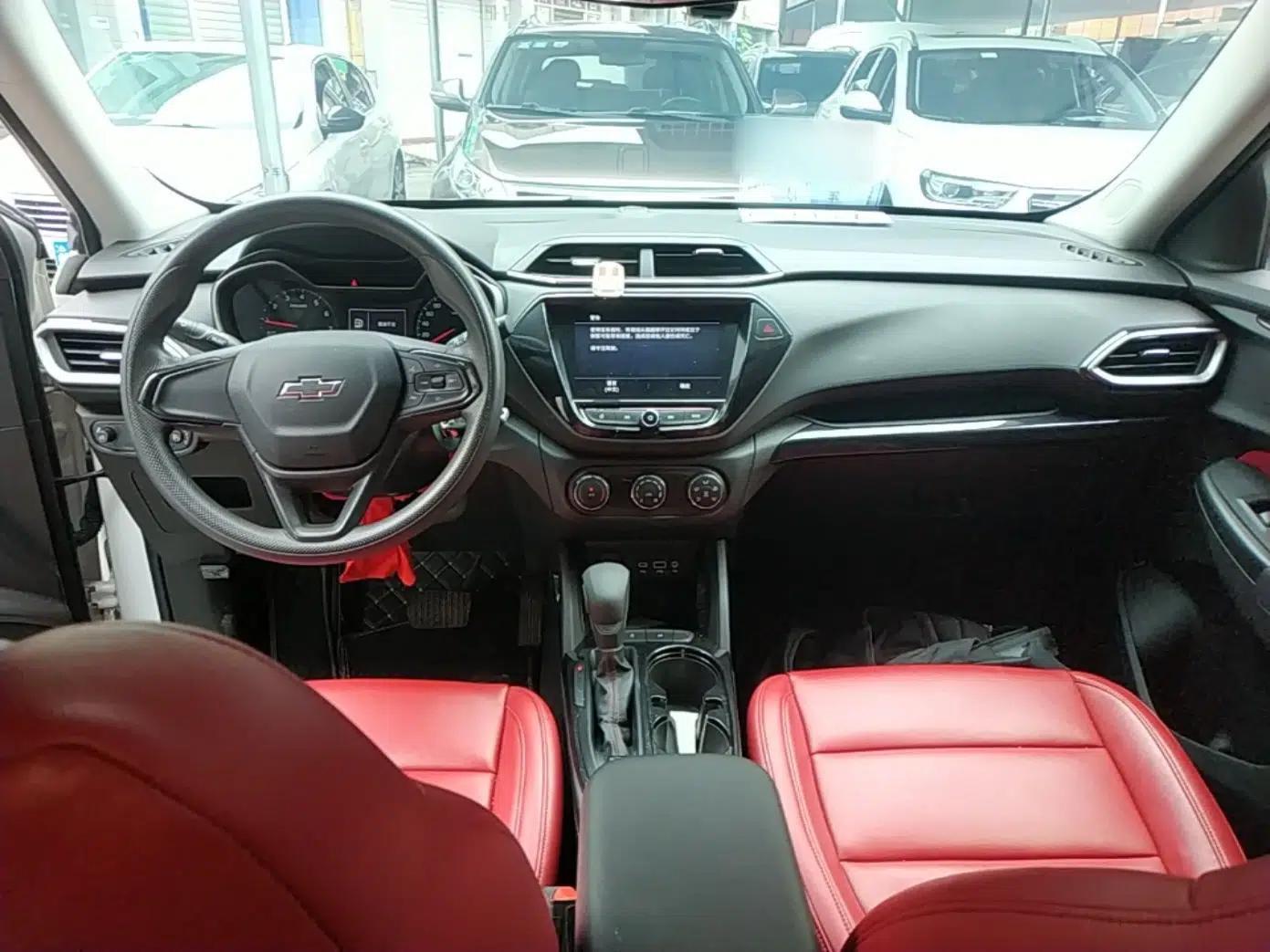 Chevrolet Trailblazer 2019 435T Redline CVT Two-Wheel-Drive Sharp Edition China VI Standard — миниатюра 12