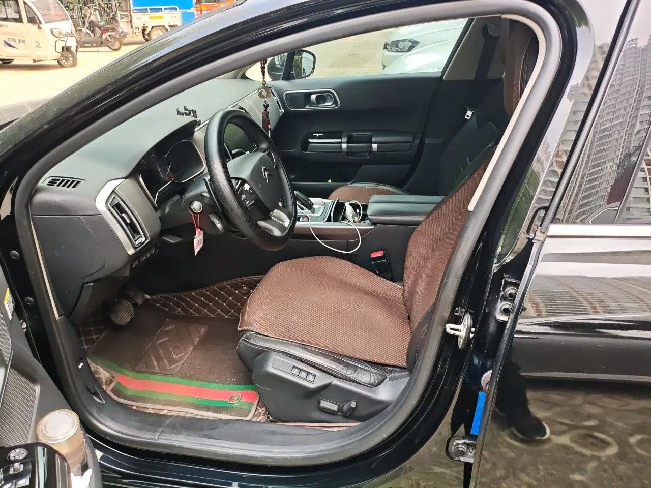Citroen C6 Citroën C6 2020, 400THP Government & Corporate Edition, five-seater — миниатюра 15