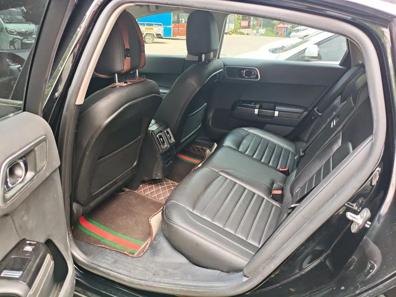 Citroen C6 Citroën C6 2020, 400THP Government & Corporate Edition, five-seater — миниатюра 17