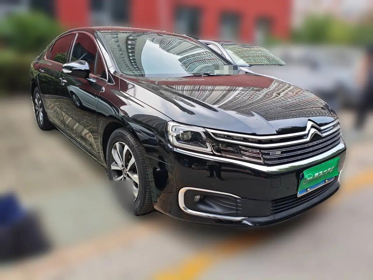 Citroen C6 Citroën C6 2020, 400THP Government & Corporate Edition, five-seater — миниатюра 3