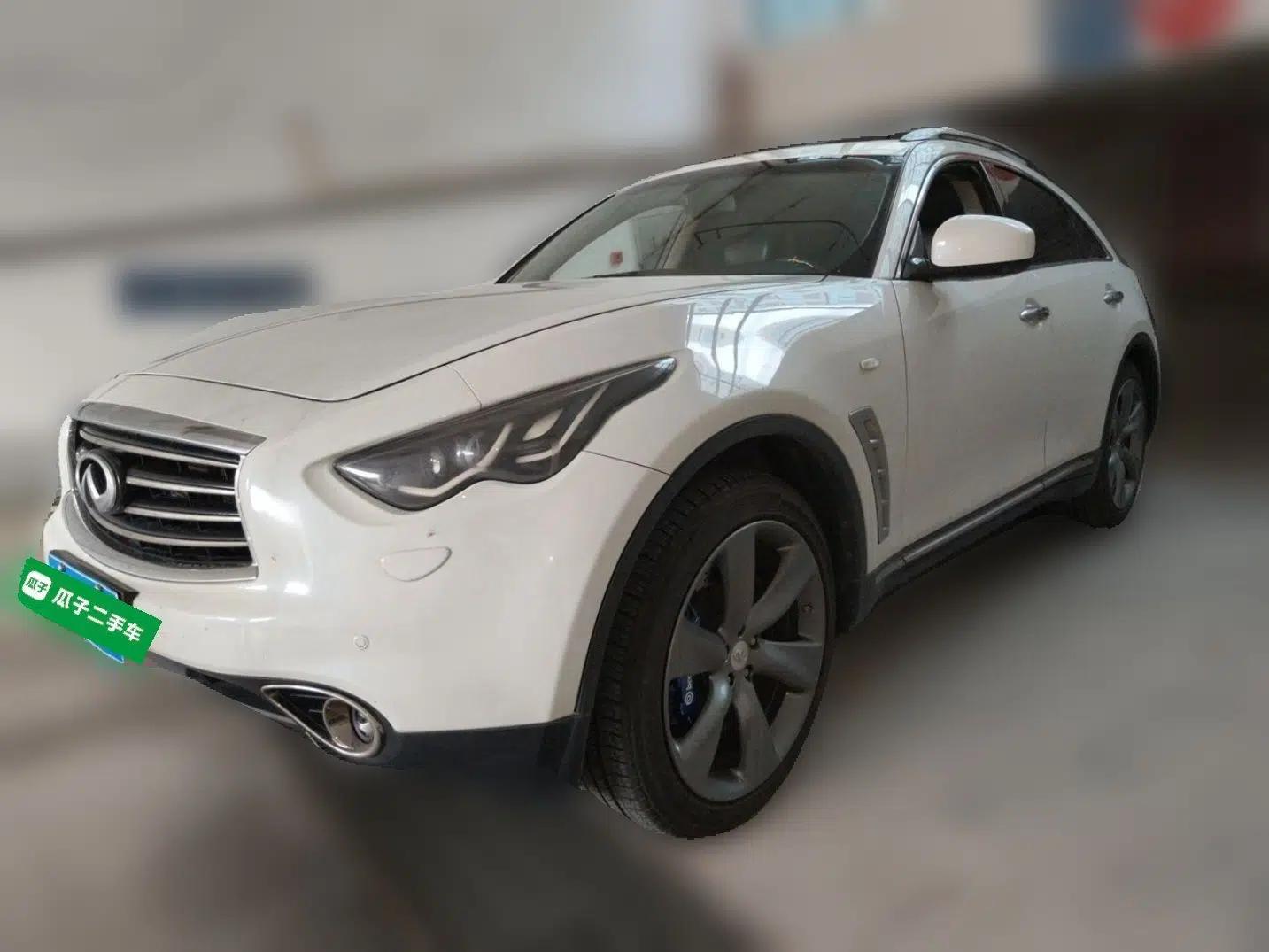 Infiniti QX70 2013 3.7L Supreme Edition — миниатюра 1