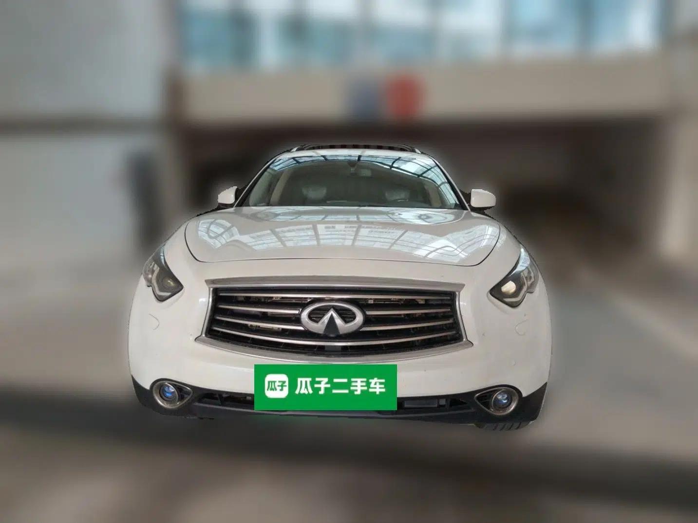 Infiniti QX70 2013 3.7L Supreme Edition — миниатюра 2