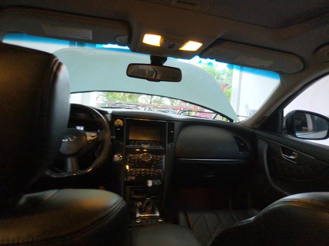 Infiniti QX70 2013 3.7L Supreme Edition — миниатюра 18