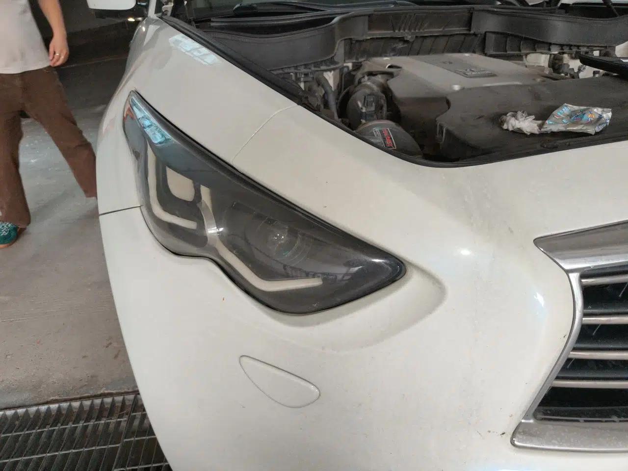 Infiniti QX70 2013 3.7L Supreme Edition — миниатюра 7