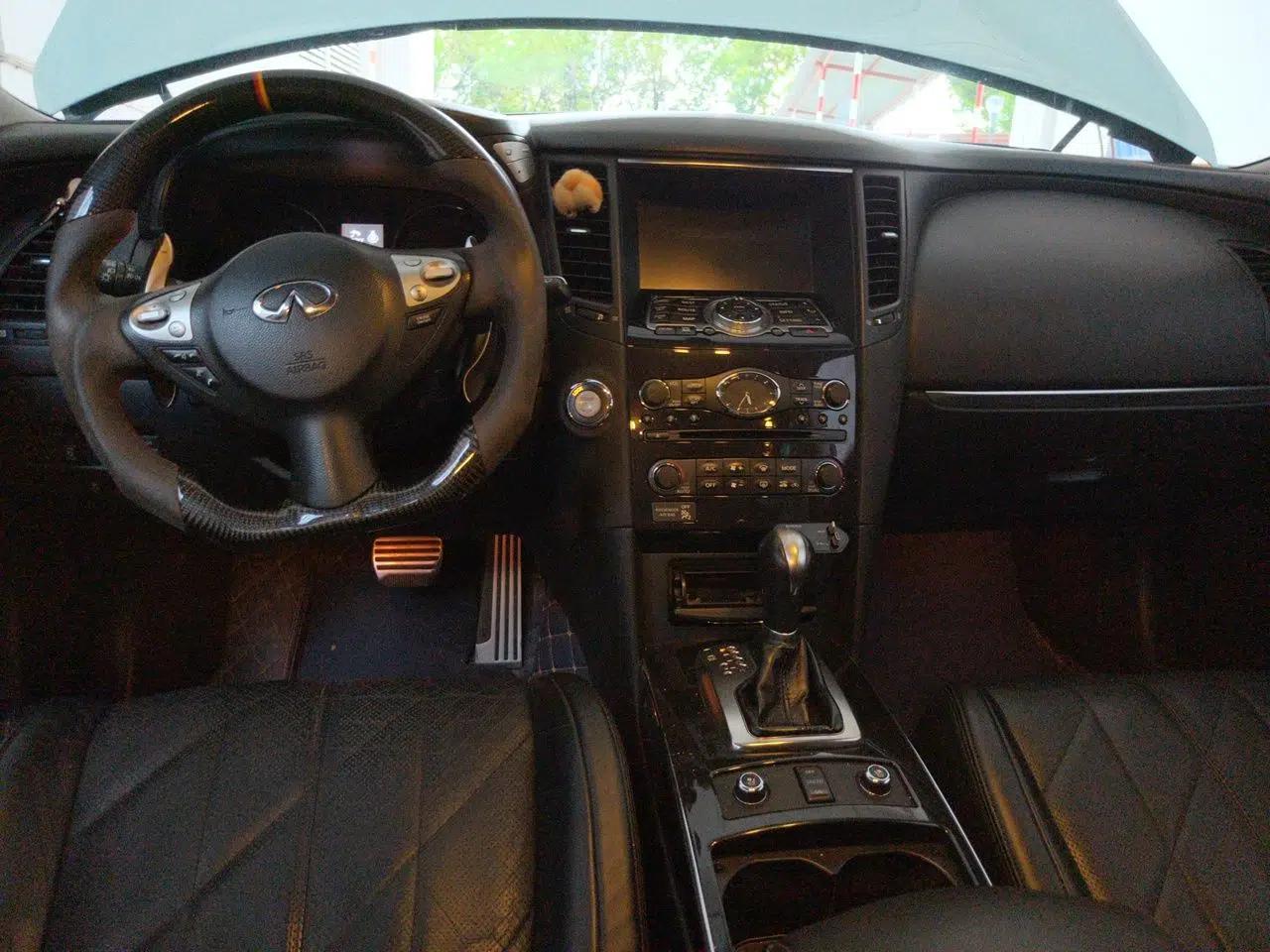 Infiniti QX70 2013 3.7L Supreme Edition — миниатюра 9
