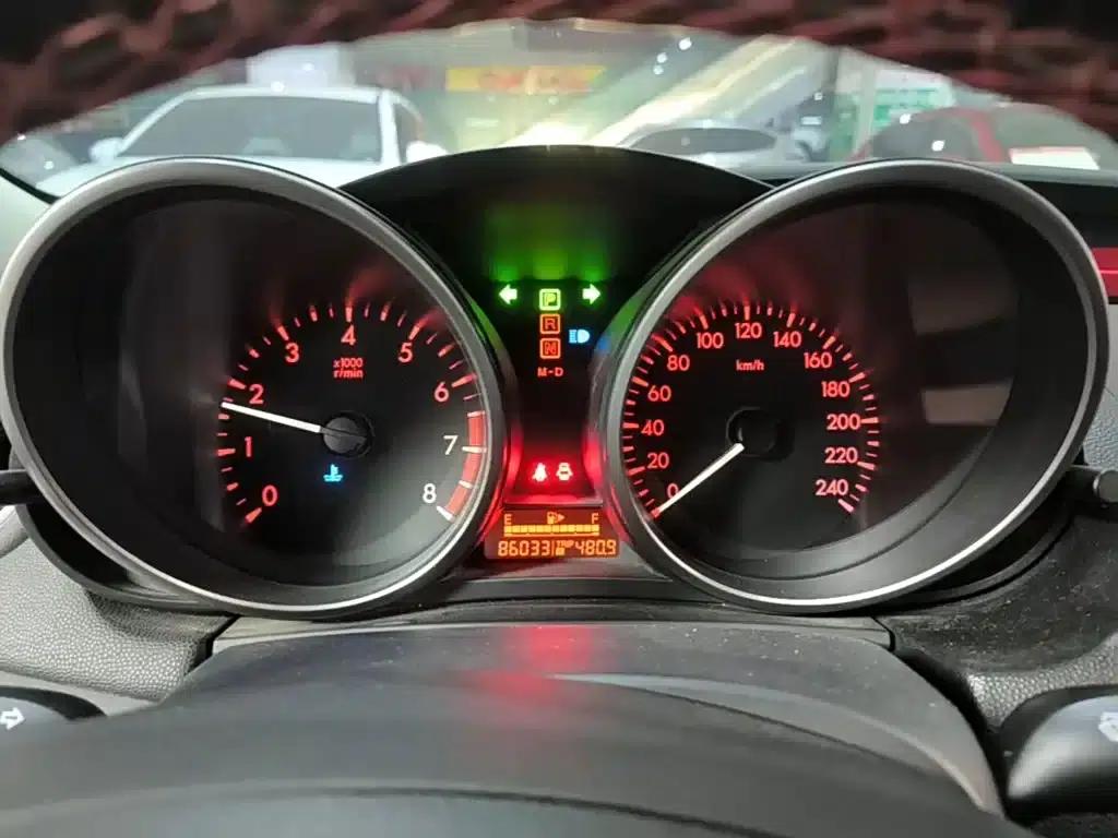 Mazda 3 Axela 2015 Sedan 1.6L Automatic Comfort Model — миниатюра 12