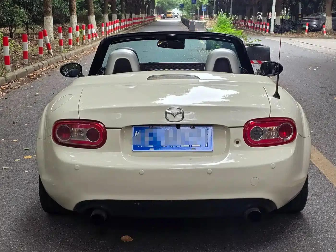 Mazda MX-5 2009 2.0 — миниатюра 4