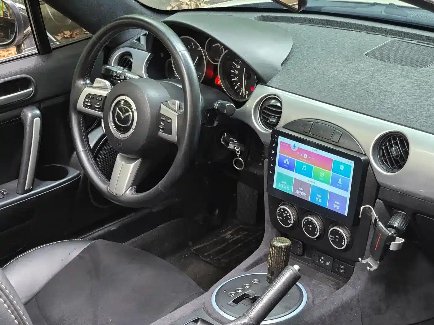 Mazda MX-5 2009 2.0 — миниатюра 6
