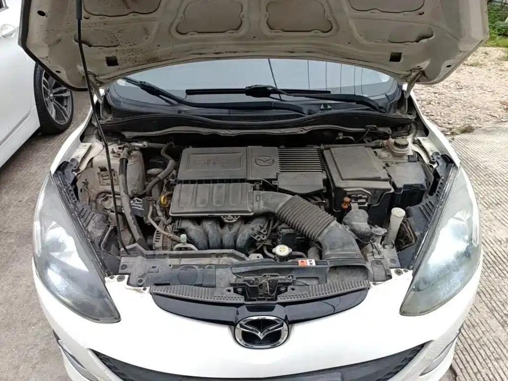 Mazda2 2012 Hatchback Dynamic 1.5L Automatic Value Edition — миниатюра 20