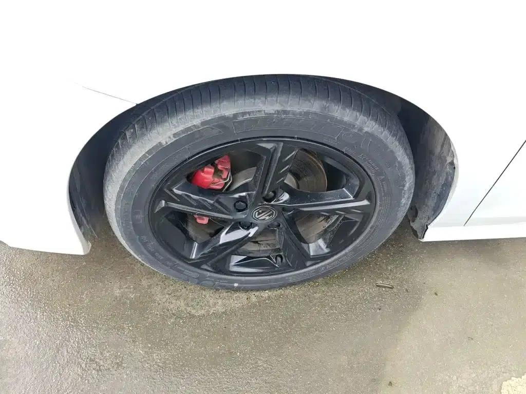 MG5 Scorpio 2022 1.5T Trophy Sport Luxury Edition — миниатюра 23