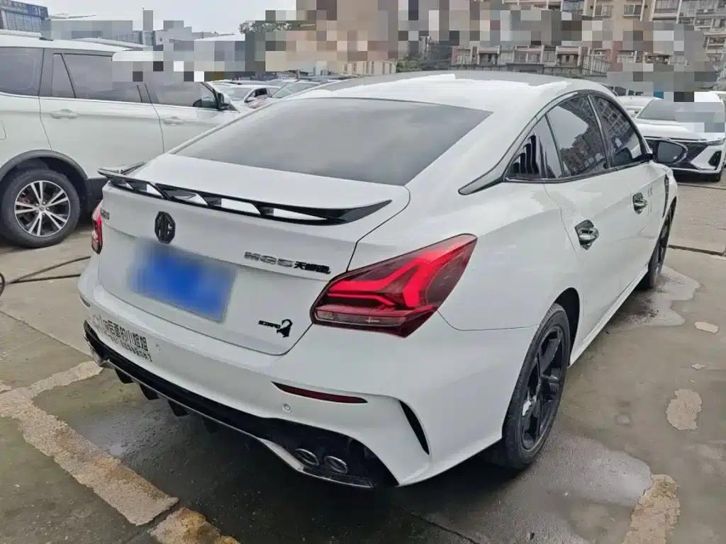 MG5 Scorpio 2022 1.5T Trophy Sport Luxury Edition — миниатюра 7