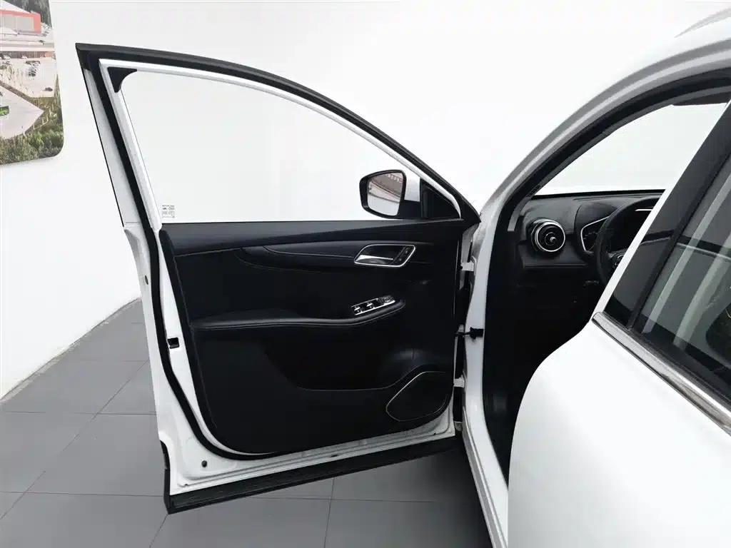MG HS 2019 20T Automatic 2WD Luxury Edition (China VI Emission Standard) — миниатюра 8