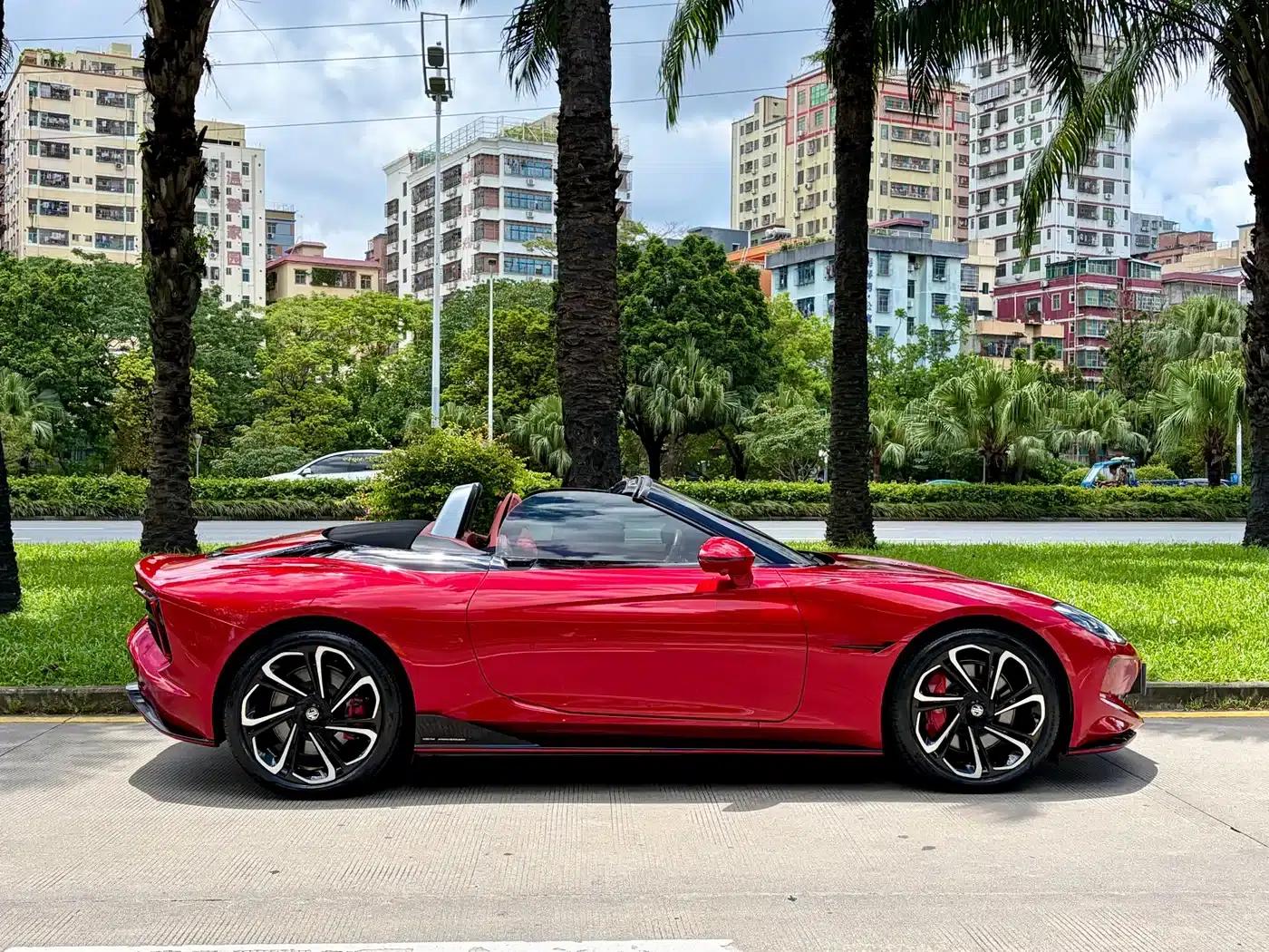 2024 MG Cyberster 580km/h Superb Edition — миниатюра 9