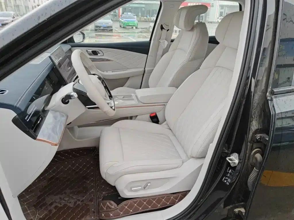 Nezha L 2024 Range Extended 310km Flash Charge Edition — миниатюра 15