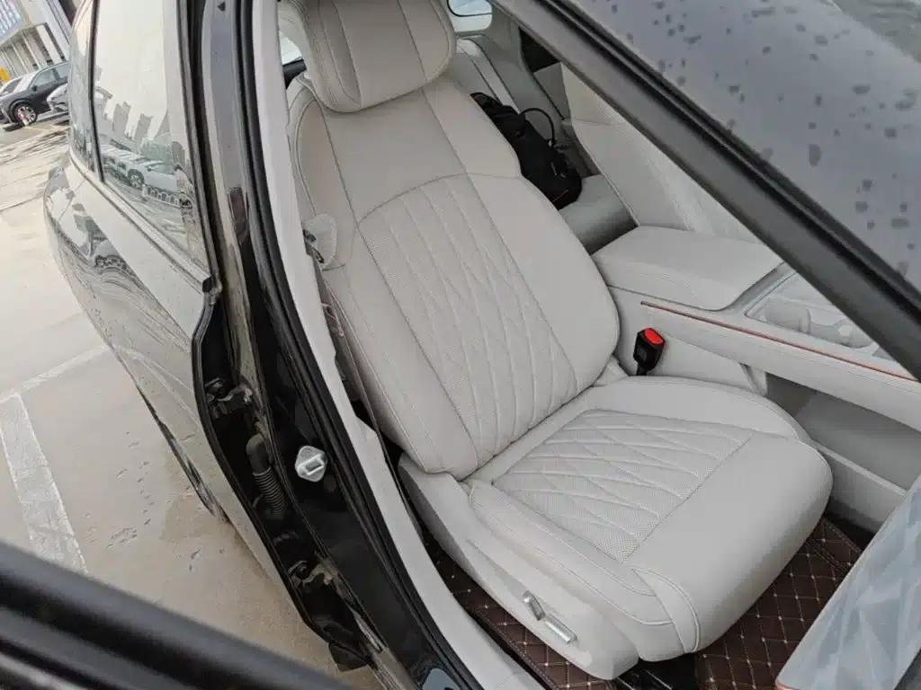 Nezha L 2024 Range Extended 310km Flash Charge Edition — миниатюра 25