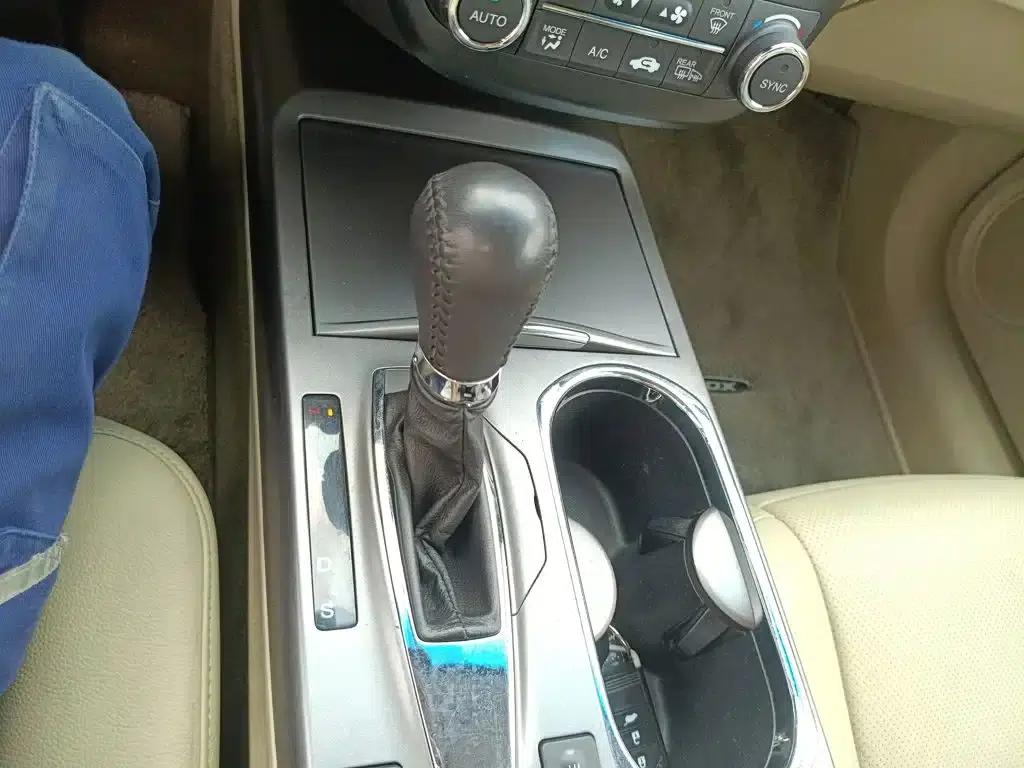 Acura RDX Imported 2013 3.0L 2WD Elite Edition — миниатюра 10