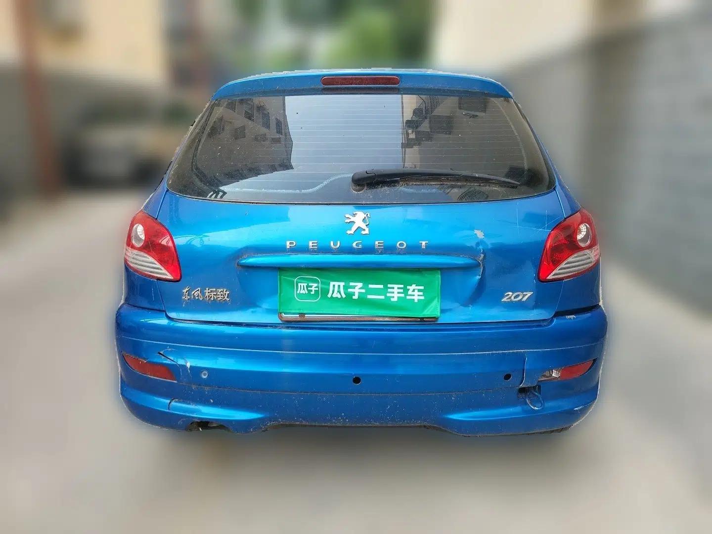 Peugeot 207 2011 Hatchback 1.4L Manual Yule Edition — миниатюра 5