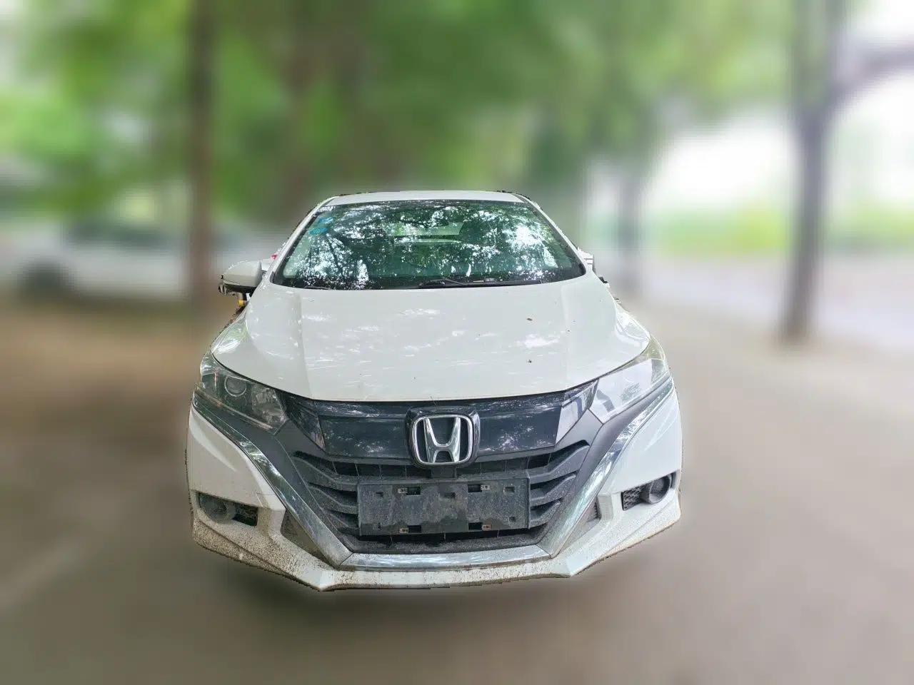 Honda Gienia 2017 1.5L CVT Classic Edition — миниатюра 2