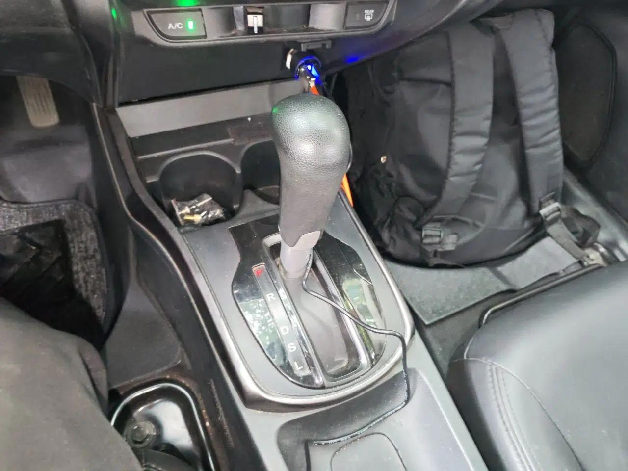 Honda Gienia 2017 1.5L CVT Classic Edition — миниатюра 14