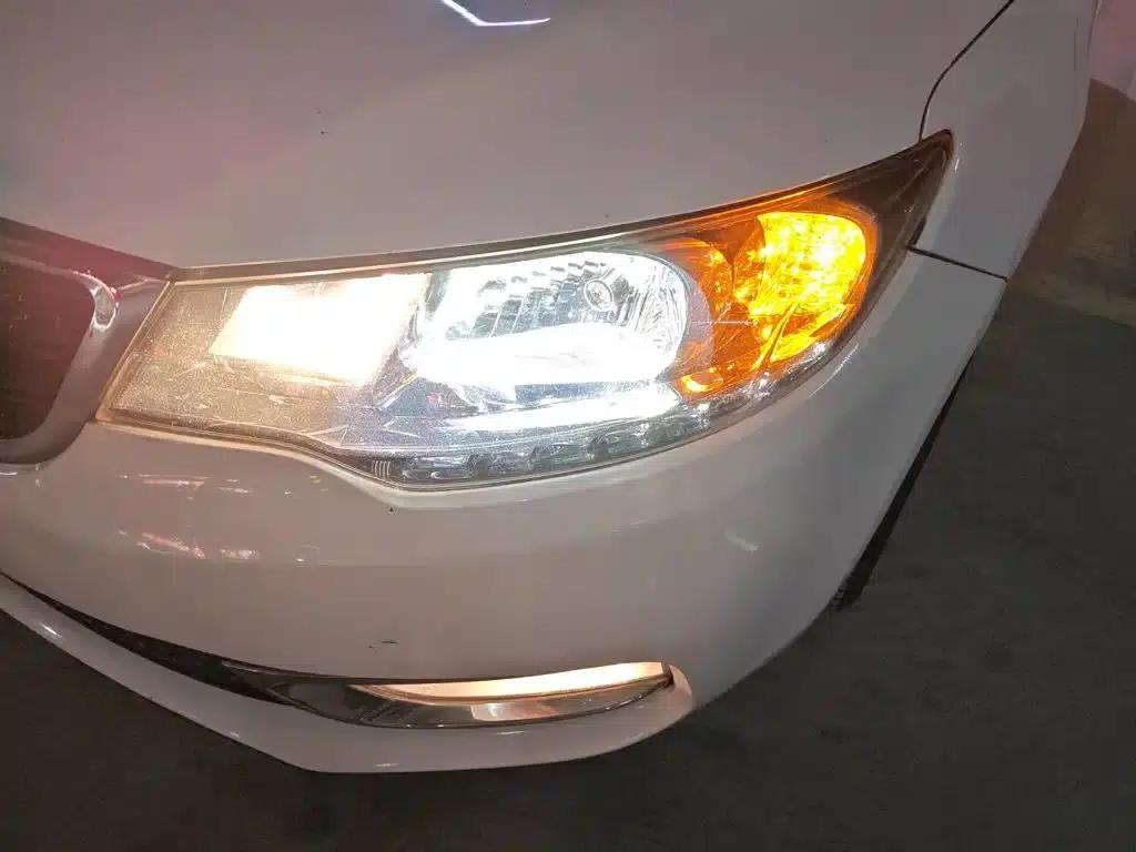 2014 Forte 1.6L AT GLS — миниатюра 18