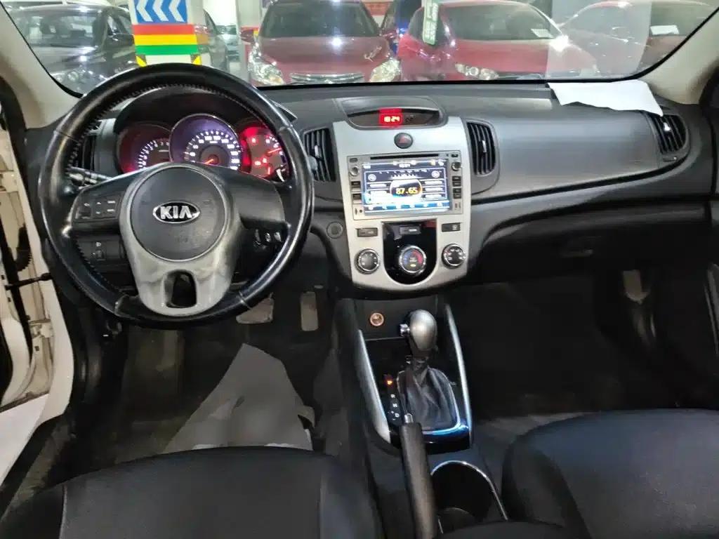 2014 Forte 1.6L AT GLS — миниатюра 6