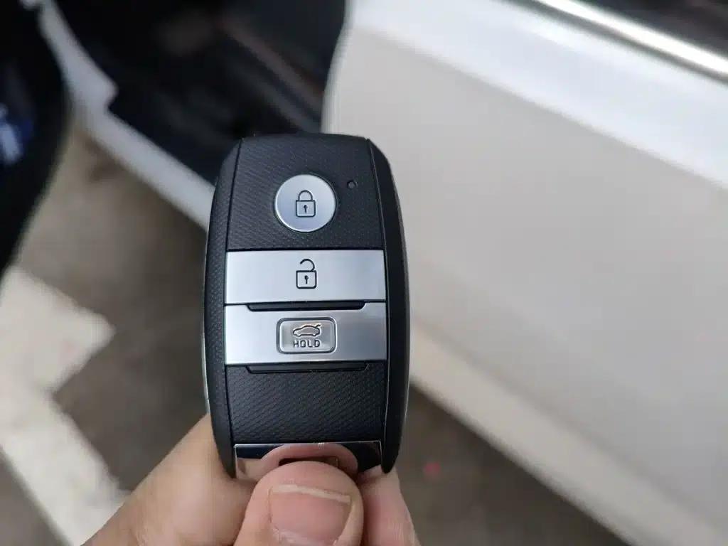 K5 2017 1.8L Automatic GLS — миниатюра 11
