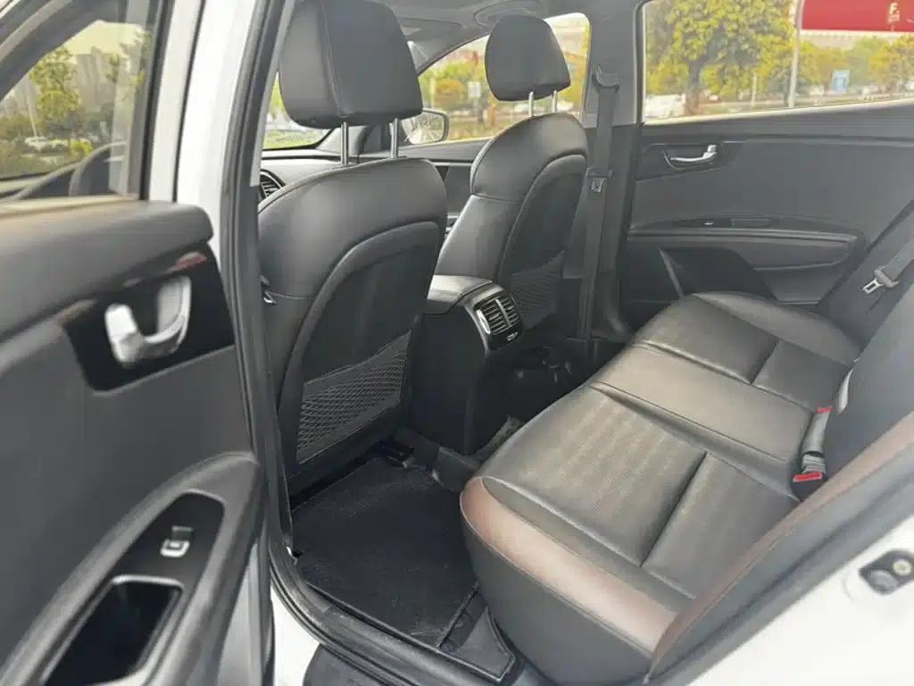 K5 2017 1.8L Automatic GLS — миниатюра 12