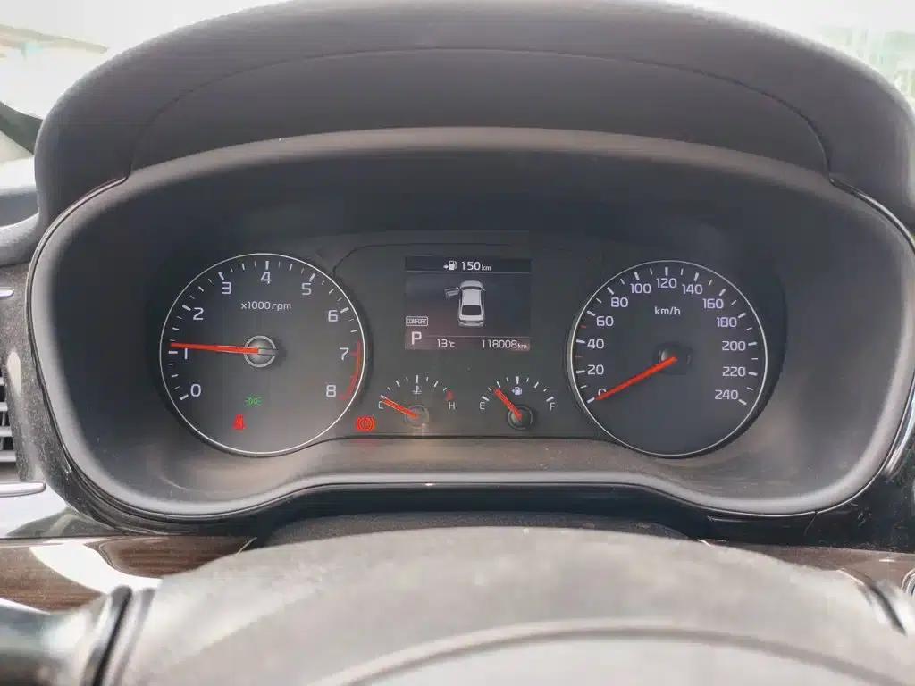 K5 2017 1.8L Automatic GLS — миниатюра 4