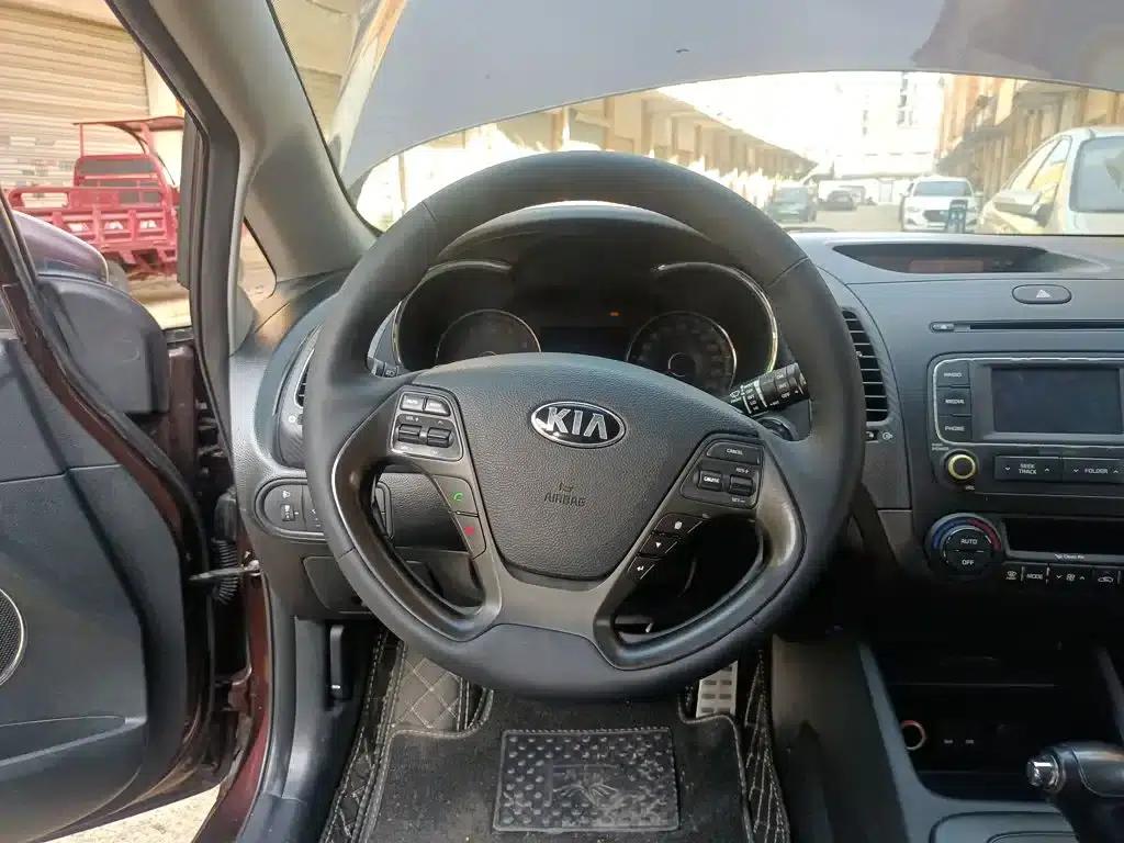 Kia K3S 2014 1.6L Automatic Premium — миниатюра 11