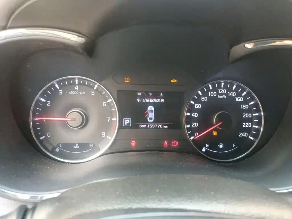 Kia K3S 2014 1.6L Automatic Premium — миниатюра 12