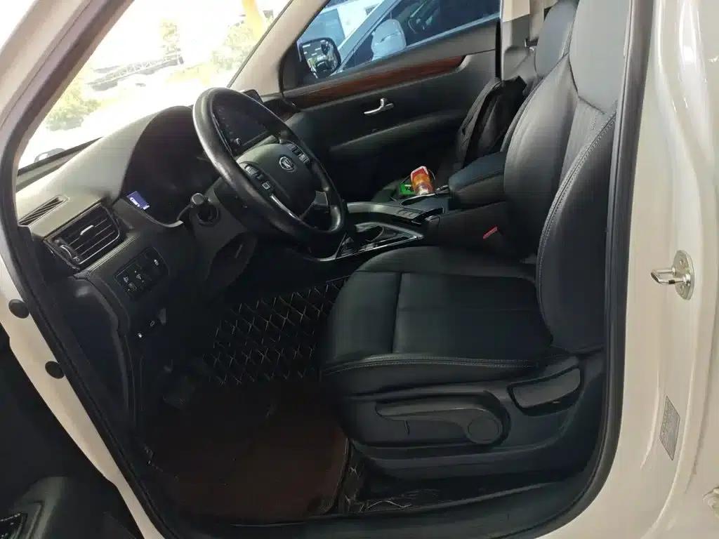 Kia KX7 2017 2.0L Automatic 2WD GLS 5-seater — миниатюра 11