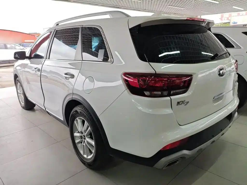 Kia KX7 2017 2.0L Automatic 2WD GLS 5-seater — миниатюра 23