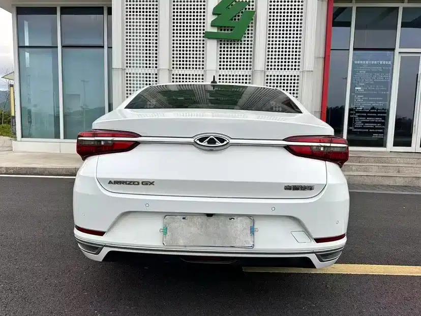 Chery Arrizo GX 2021 Champion Edition 1.5L CVT Premium Edition — миниатюра 25