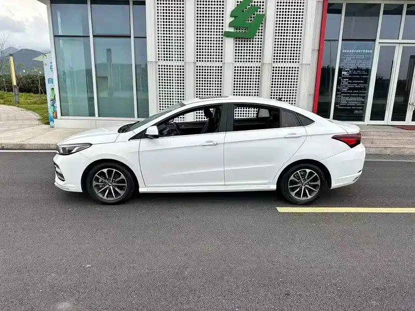 Chery Arrizo GX 2021 Champion Edition 1.5L CVT Premium Edition — миниатюра 8
