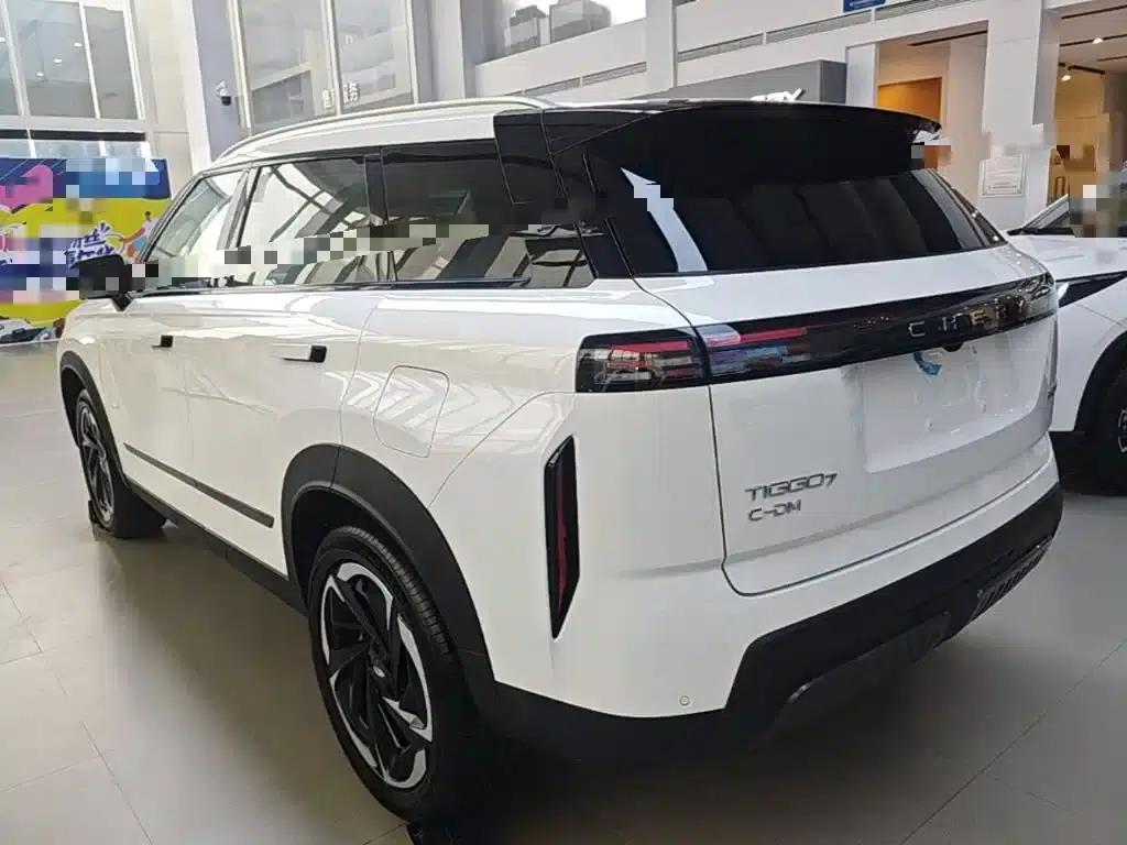 Chery Tiggo 7 C-DM 2025 1.5T 120KM Royal — миниатюра 5