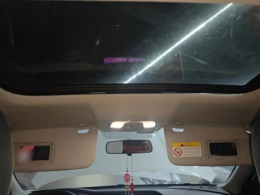 Venucia T90 2018 2.0L CVT Smart Connect Smart Edition (National VI Emission Standard) — миниатюра 14