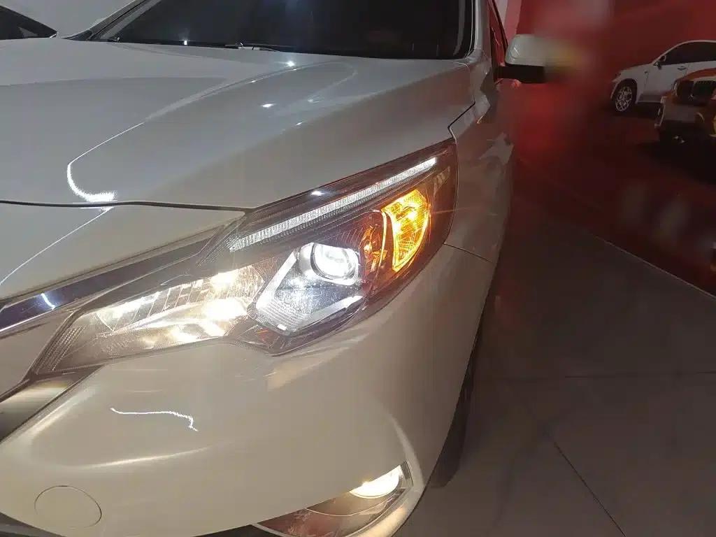 Venucia T90 2018 2.0L CVT Smart Connect Smart Edition (National VI Emission Standard) — миниатюра 18