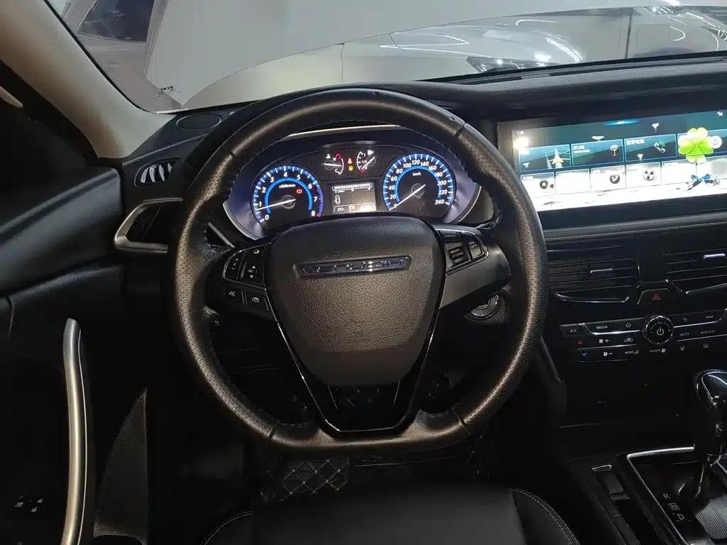 Venucia T90 2018 2.0L CVT Smart Connect Smart Edition (National VI Emission Standard) — миниатюра 7