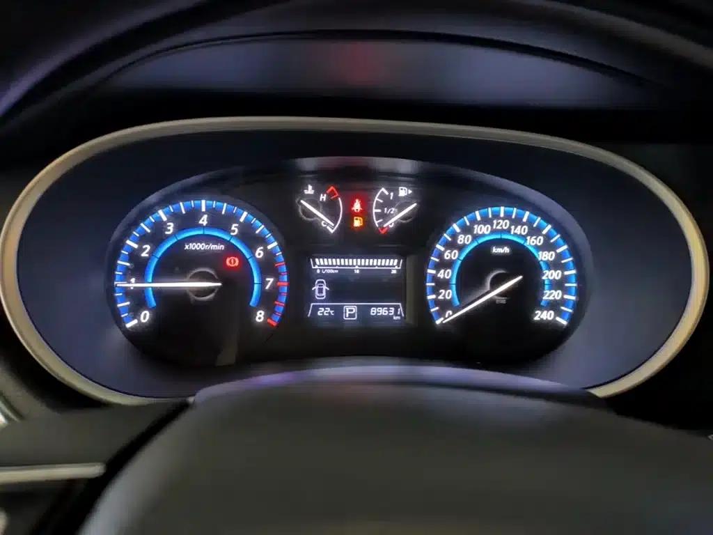 Venucia T90 2018 2.0L CVT Smart Fashion Edition (National V Emission Standard) — миниатюра 8