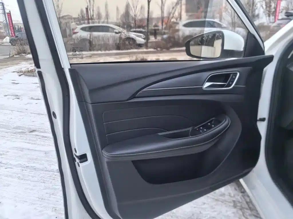 Roewe Ei5 2019 Luxury Edition — миниатюра 18