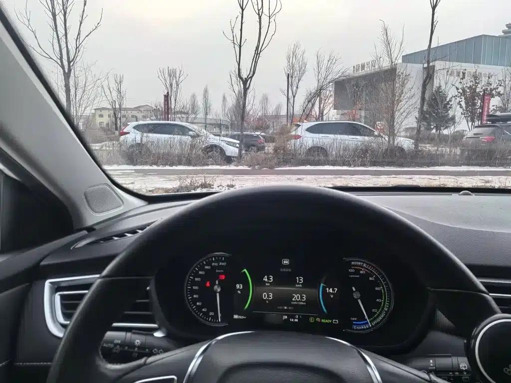 Roewe Ei5 2019 Luxury Edition — миниатюра 4