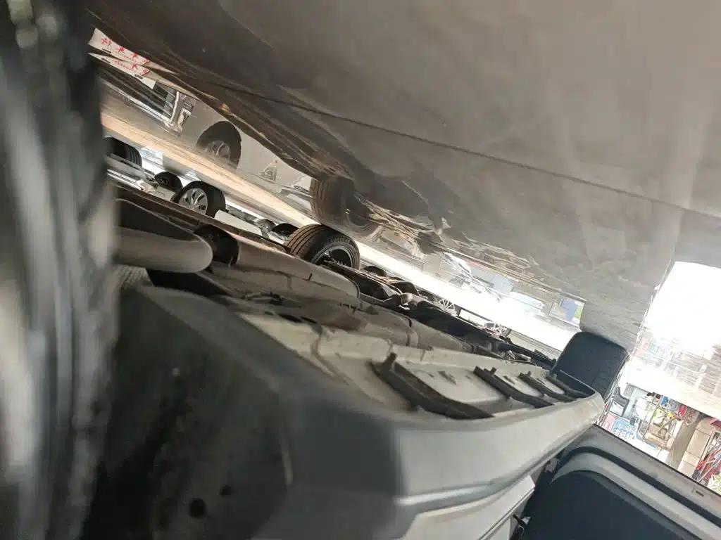 Roewe RX3 2018 1.6L CVT Flagship Edition — миниатюра 21