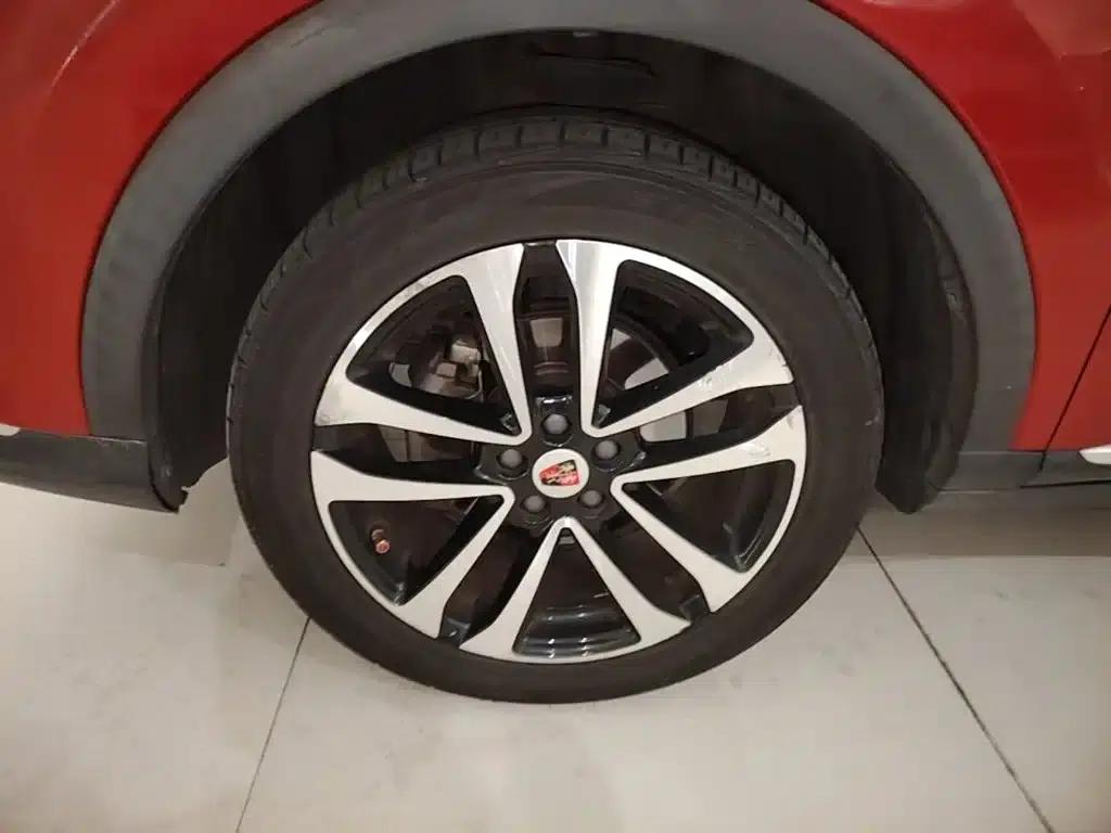 Roewe RX3 2020 1.6L CVT 4G Connected Super Cool Flagship Edition — миниатюра 23