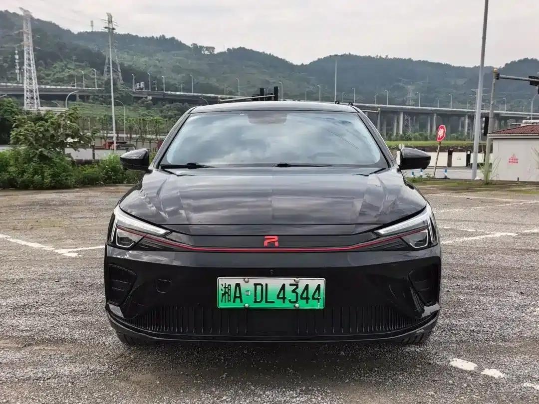 Feifan ER6 2021 New Dynamic Edition 620km Smart Edition — миниатюра 1