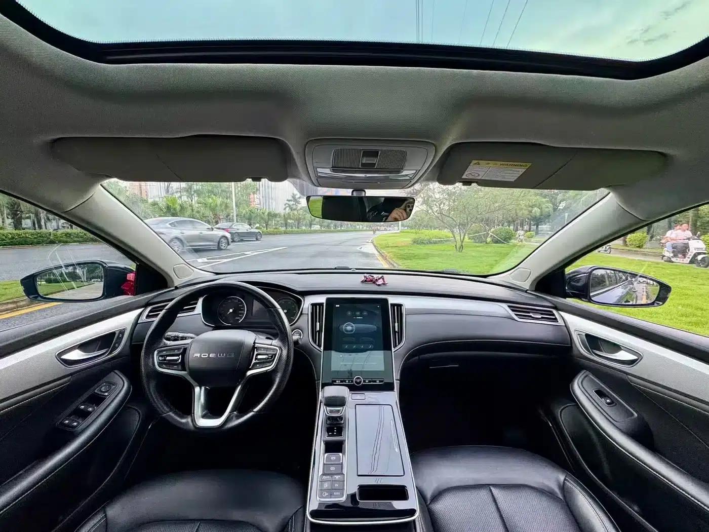 Roewe i6 MAX New Energy 2021 1.5T PHEV Online Luxury Edition — миниатюра 11